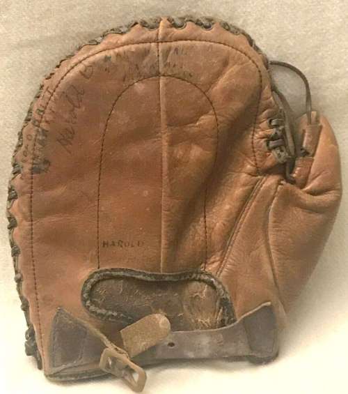 Lou Gehrig Jr. JC Higgins Basemitt Back
