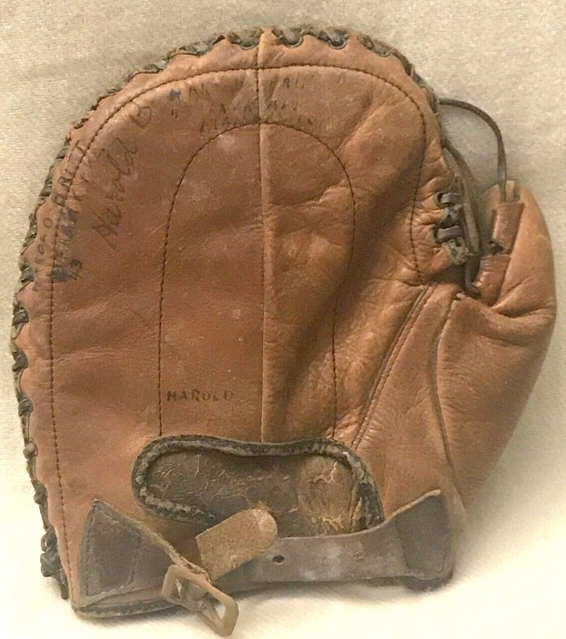 Lou Gehrig Jr. JC Higgins Basemitt Back