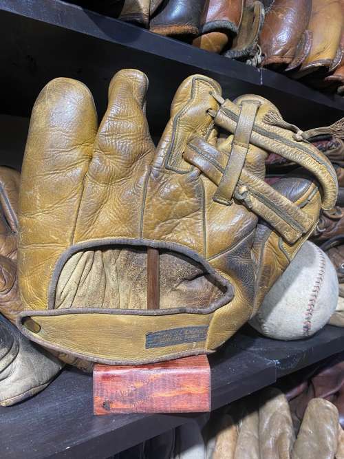 Buddy Meyer Lowe & Campbell A13 Back