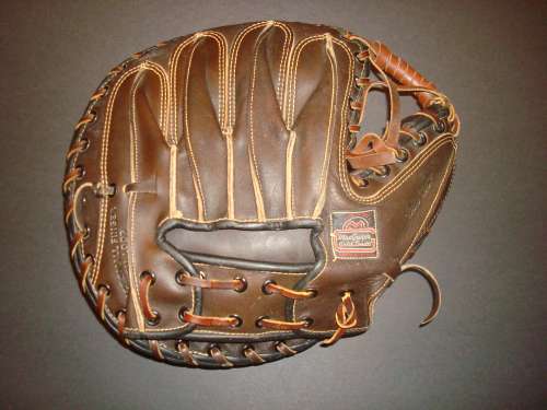 Birdie Tebbetts MacGregor Goldsmith XC Catchers Mitt Back
