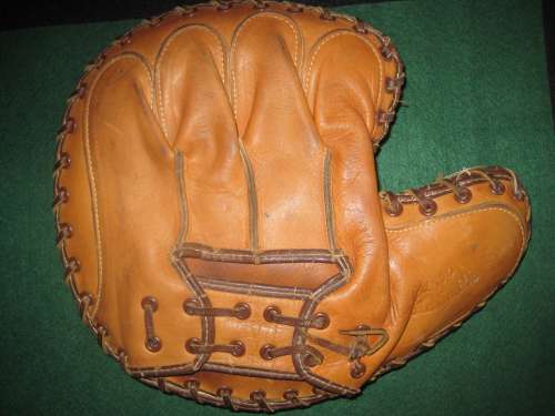 Earl Brucker MacGregor Goldsmith G180 Back