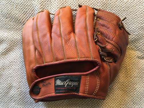 Bobby Adams MacGregor G25 Back