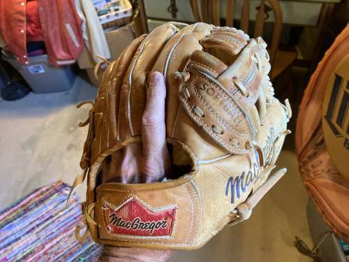 Eddie Feigner MacGregor SB6 Back