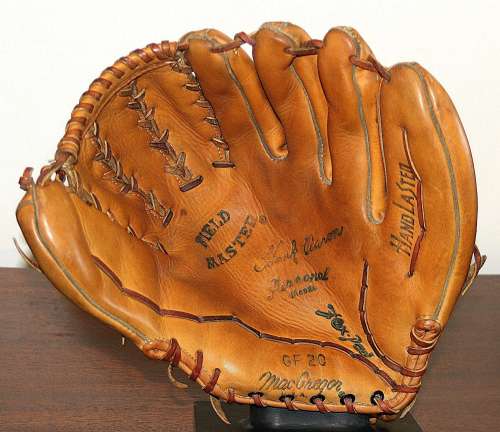 Hank Aaron Brunswick MacGregor GF20 Personal Model Front