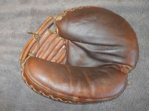 Lou Berberet MacGregor G1355 Front