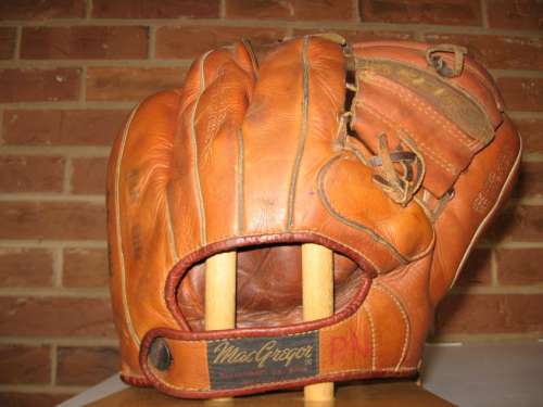 MacGregor Big Leaguer GB28 Back