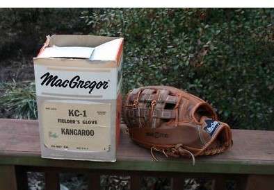 MacGregor Kangaroo KC-1 Glove Mint in Box