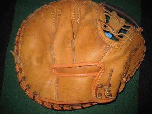 Ray Katt MacGregor G170 Back