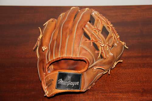 Roberto Clemente Brunswick MacGregor G99 Back