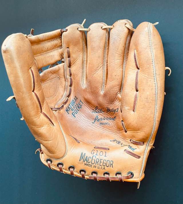 Willie Mays MacGregor G101 Personal Model Front