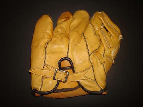 Bill Lee Marathon 4222 Back