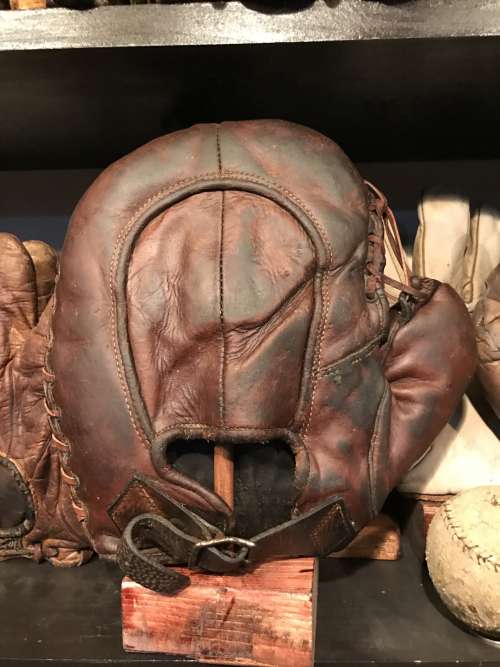 Charlie Grimm Marathon 4290 Basemitt Back