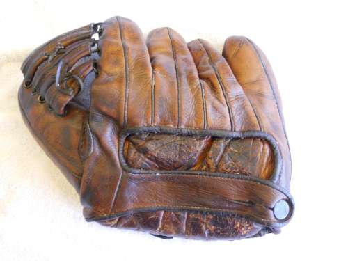 Max Lanier Marathon Lefty Back