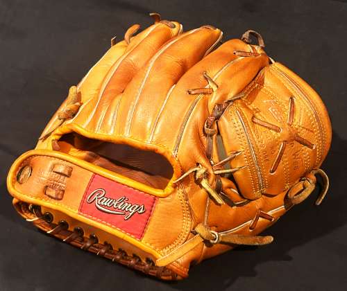 Mickey Mantle Rawlings MM Back