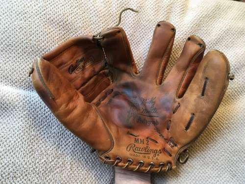 Mickey Mantle Rawlings MM2 Back