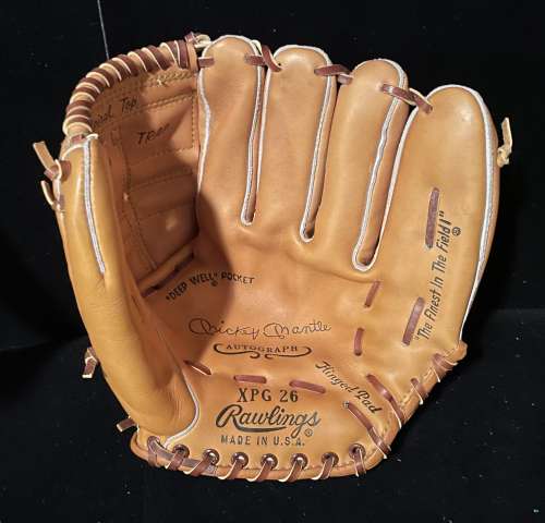 Mickey Mantle Rawlings XPG26 Front