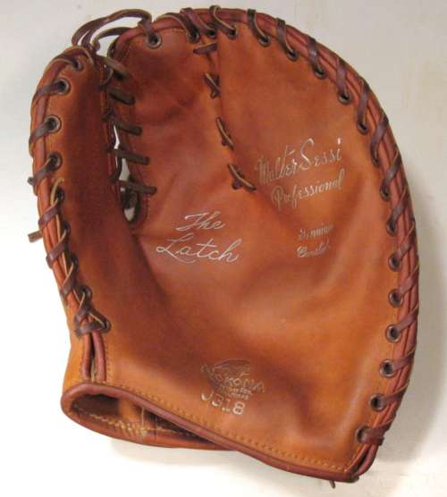 Walter Sessi Nokona J318 Basemitt Front