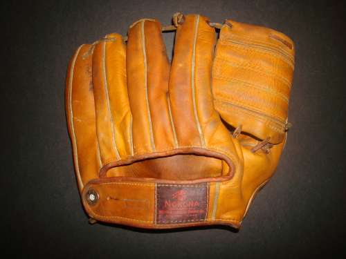 Bill McCahan Nokona G15 Back