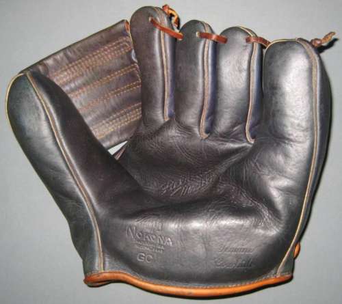 Billy Loes Nokona GC Front