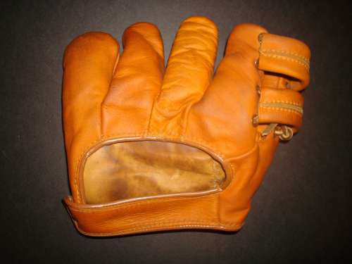 Bob Lemon Nokona G6 Back