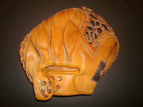 Ken Staples Nokona CM50 Back