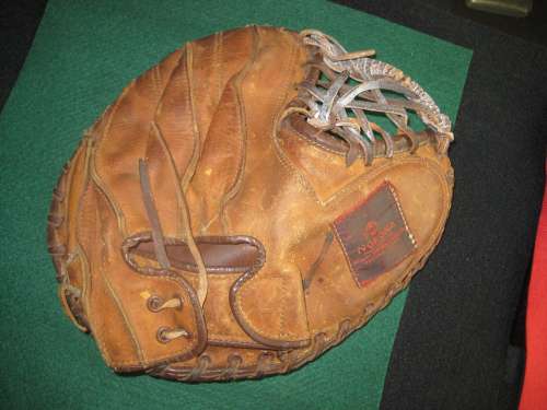 Ray Dabeck Nokona CM48 Back