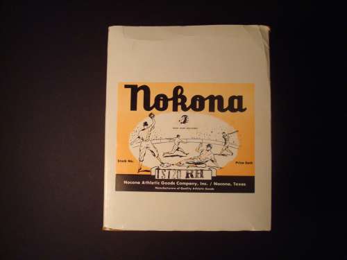 Don Mossi Nokona TST20 Box