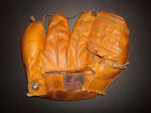 Fred Storck Nokona G29 Back