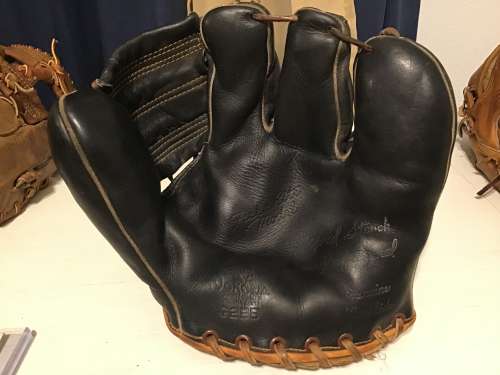 Fred Storck Nokona G29B Front