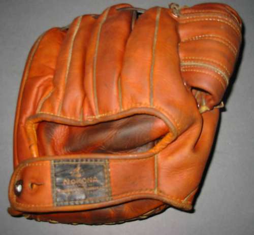 Howard Pollett Nokona G51 Back