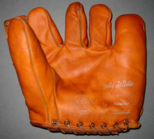 Jelly SoRelle Nokona G11 Front