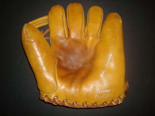 Jelly SoRelle Nokona G4 Front