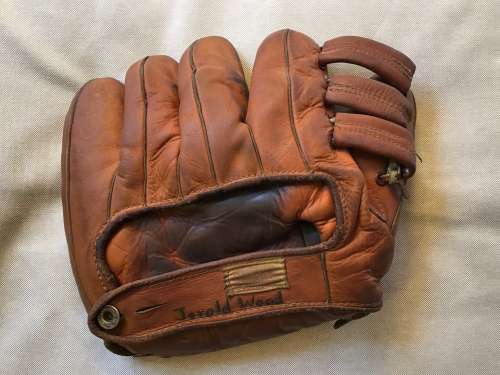 Joff Cross Nokona G33 Back 1