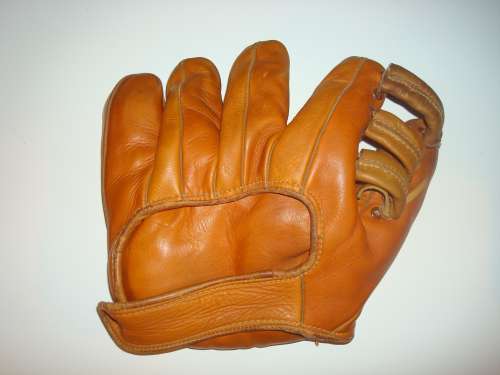 Joff Cross Nokona G33 Back