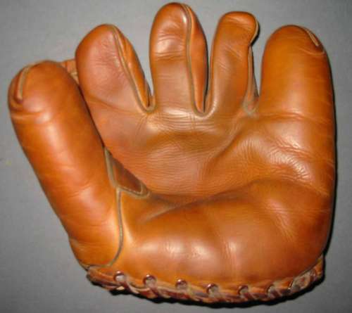 Joff Cross Nokona G33 Front