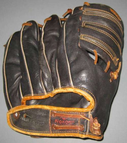 Karl Spooner Nokona G16B Back