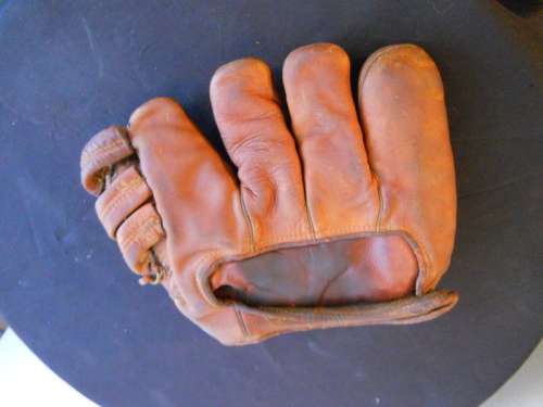 Nokona G1 Lefty Back