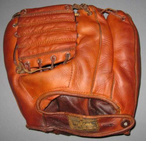 Nokona G46 Two Finger Back