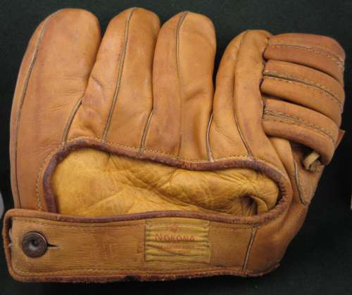 Pinky Higgins Nokona G47 Back