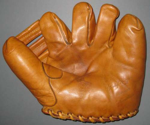 Pinky Higgins Nokona G47 Front