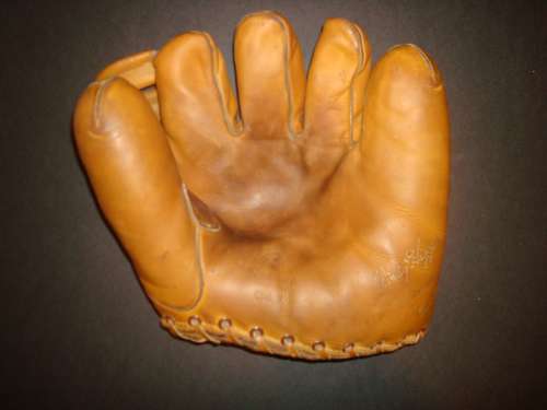 Pinky Higgins Nokona G47 Front