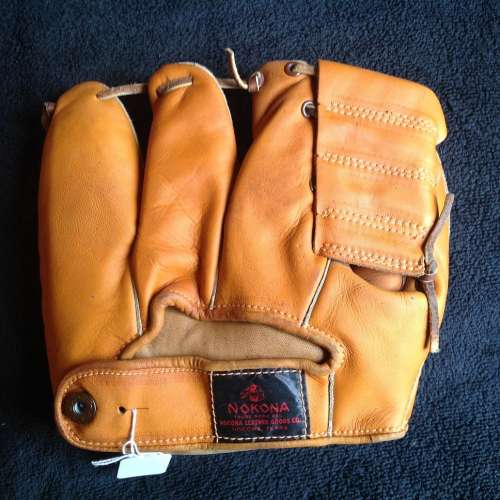 Ray Moore Nokona J111 Back