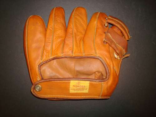 Tony York Nokona G12 Back