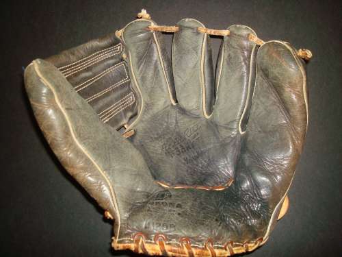 Turk Lown Nokona J125B Front