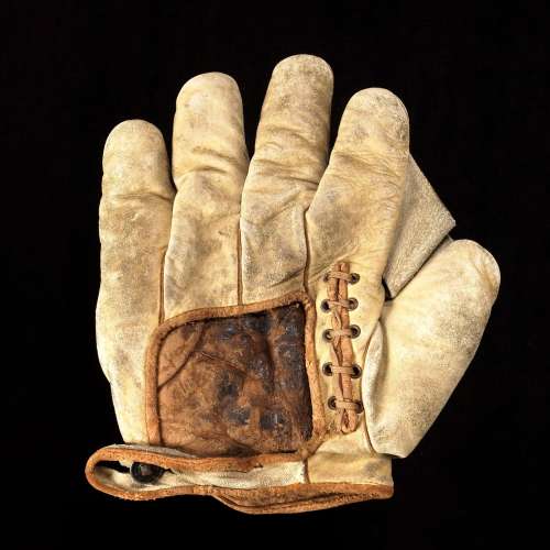 c. 1910 Rogers Patent Shoulder Heel Crescent With Scar Lacing Back