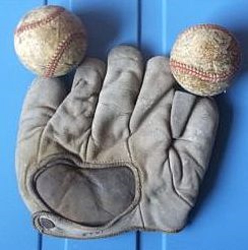 c. 1910 Rogers Patent Shoulder Heel Crescent Lacing Front