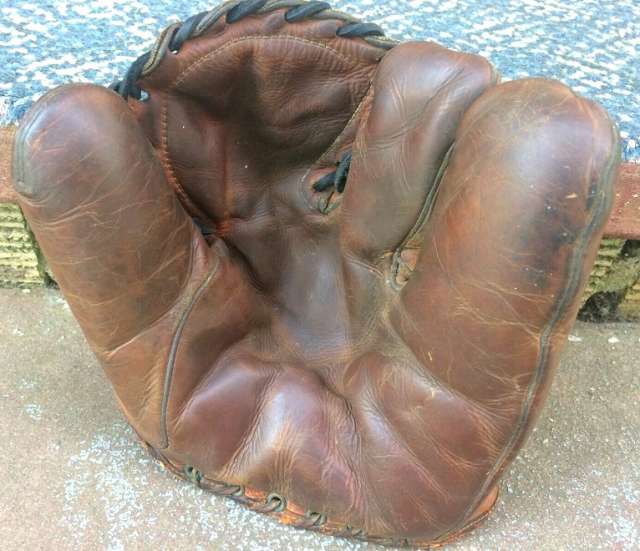 Benlee Two Finger Front