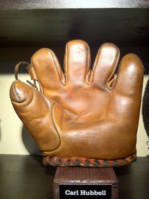 Carl Hubbell 0400 Championship Model Front