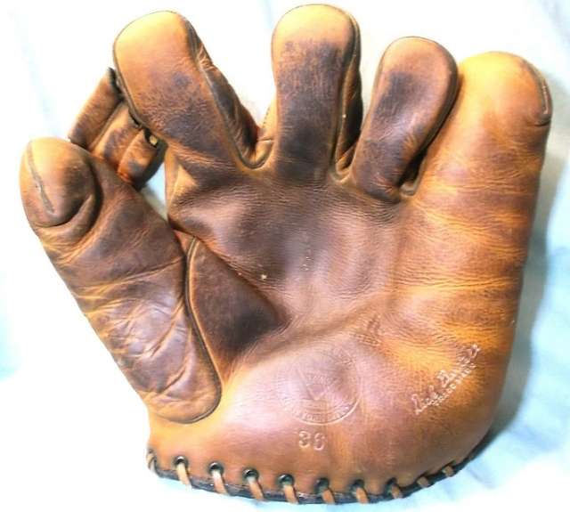 Dick Bartell Sun 36 Front