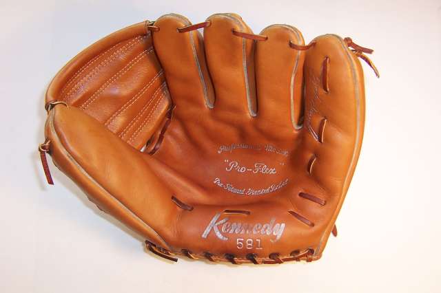 Johnny Temple Kennedy 581 Front